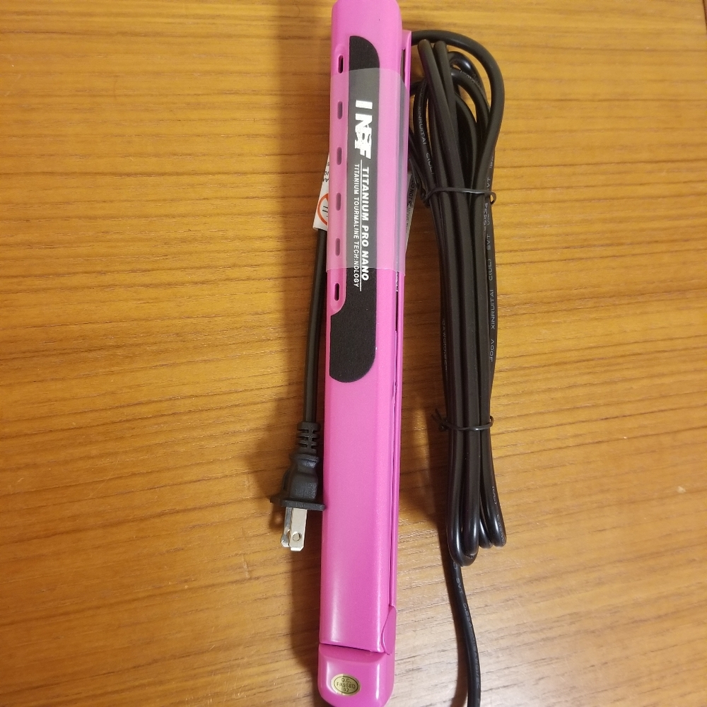 🆕️INF Titanium Tourmaline Technology Flat iron - Picture 6 of 7